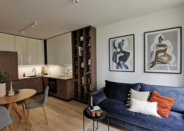 New Parking Free & Self Check In 24h Taras Miedziana